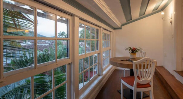 Sandi Hotel PARATY - تیکس چارتر