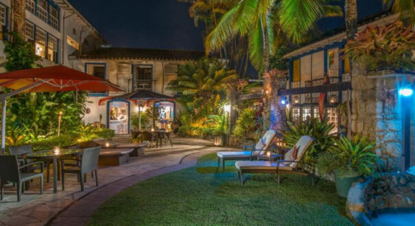 Sandi Hotel PARATY - تیکس چارتر