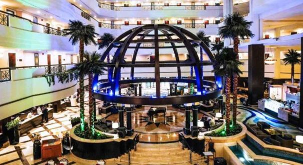 هتل (Mövenpick Dubai Grand Al Bustan) دبی