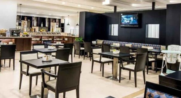 هتل (Holiday Inn Express Dubai - Jumeirah) دبی