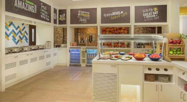 هتل همپتون بای هیلتون ایرپورت (Hampton by Hilton Dubai Airport) دبی