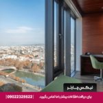 اتاق Premium با تخت کینگ، پنجره‌های بزرگ و نمایی از شهر تفلیس​