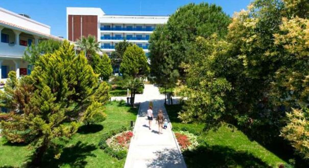 هتل فلورا گاردن افسوس (Flora Garden Ephesus) کوش آداسی