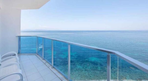 هتل (Le Bleu Hotel & Resort) کوش آداسی