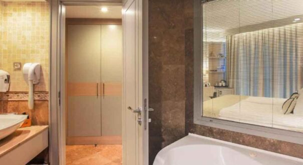 هتل کاریزما دلوکس (Charisma De Luxe) کوش آداسی