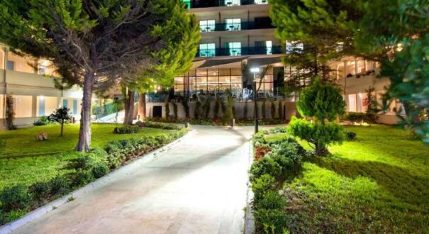 هتل فلورا گاردن افسوس (Flora Garden Ephesus) کوش آداسی
