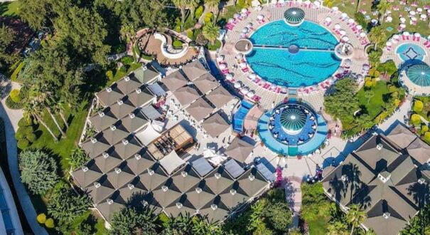 هتل (Grand Blue Sky International) کوش آداسی