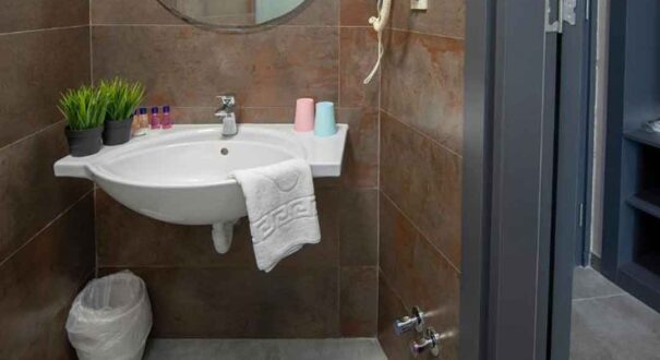 هتل توریست (Tourist Hotel) آنتالیا