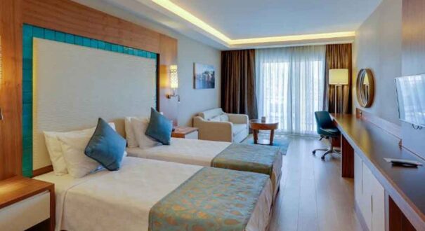 هتل و سوئیت رامادا (Ramada Hotel & Suites) کوش آداسی