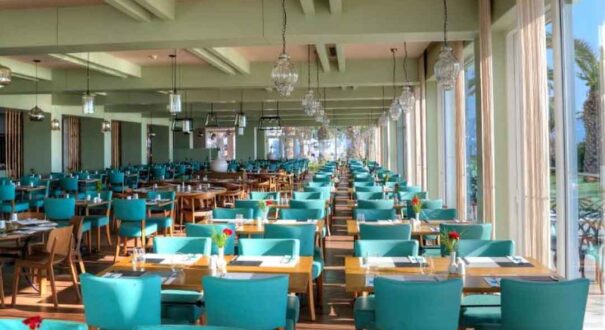 هتل (Le Bleu Hotel & Resort) کوش آداسی