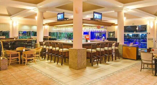 هتل (Grand Blue Sky International) کوش آداسی