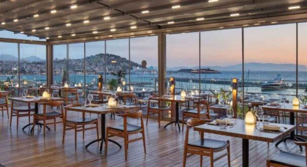 هتل دابل تری بای هیلتون (Doubletree By Hilton) کوش آداسی