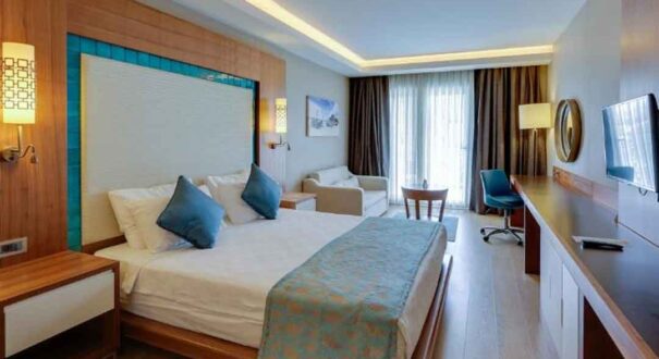 هتل و سوئیت رامادا (Ramada Hotel & Suites) کوش آداسی