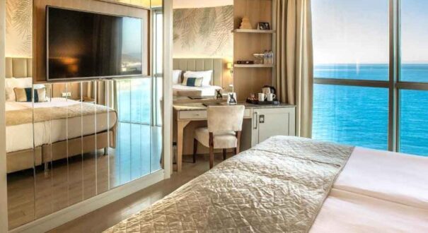 هتل کاریزما دلوکس (Charisma De Luxe) کوش آداسی