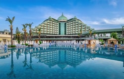 ریزورت دلفین پالاس (Delphin Palace Hotel) آنتالیا