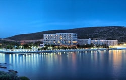 هتل توسان بیچ ریزورت (Tusan Beach Resort) کوش آداسی