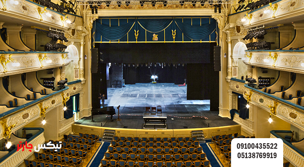 تئاتر چوبی کامنی (Kamenny Island Theatre)
