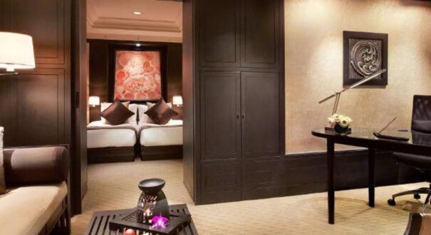 Banyan Tree Bangkok-tixcharter