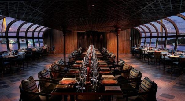 Banyan Tree Bangkok-tixcharter