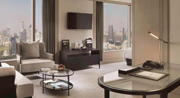Banyan Tree Bangkok-tixcharter
