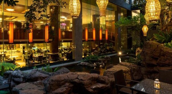 Banyan Tree Bangkok-tixcharter
