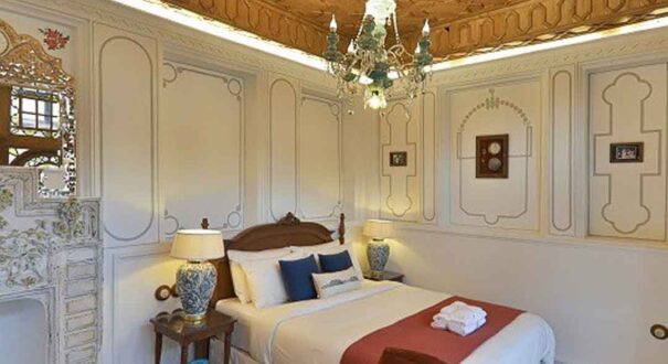 اقامتگاه سنتی عمارت سحرخیزان شیراز