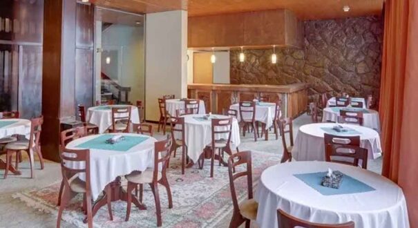 هتل جهانگردی دیزین-تیکس چارتر
