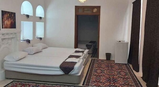 اقامتگاه سنتی عمارت بامگاه کرمانشاه-تیکس چارتر