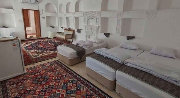 اقامتگاه سنتی عمارت بامگاه کرمانشاه-تیکس چارتر