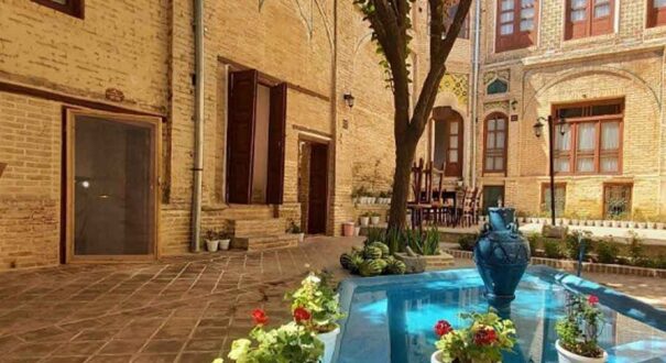 اقامتگاه سنتی عمارت بامگاه کرمانشاه-تیکس چارتر