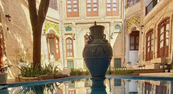 اقامتگاه سنتی عمارت بامگاه کرمانشاه-تیکس چارتر