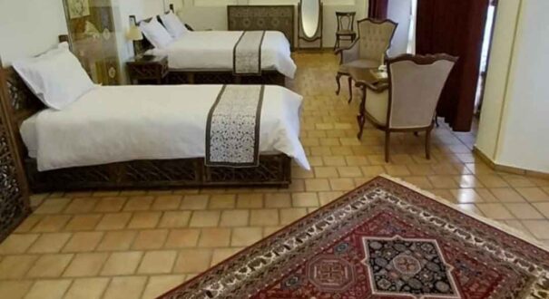 هتل بوتیک سرخه ای تبریز-تیکس چارتر