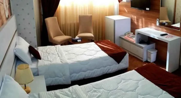 هتل سارای تبریز-تیکس چارتر